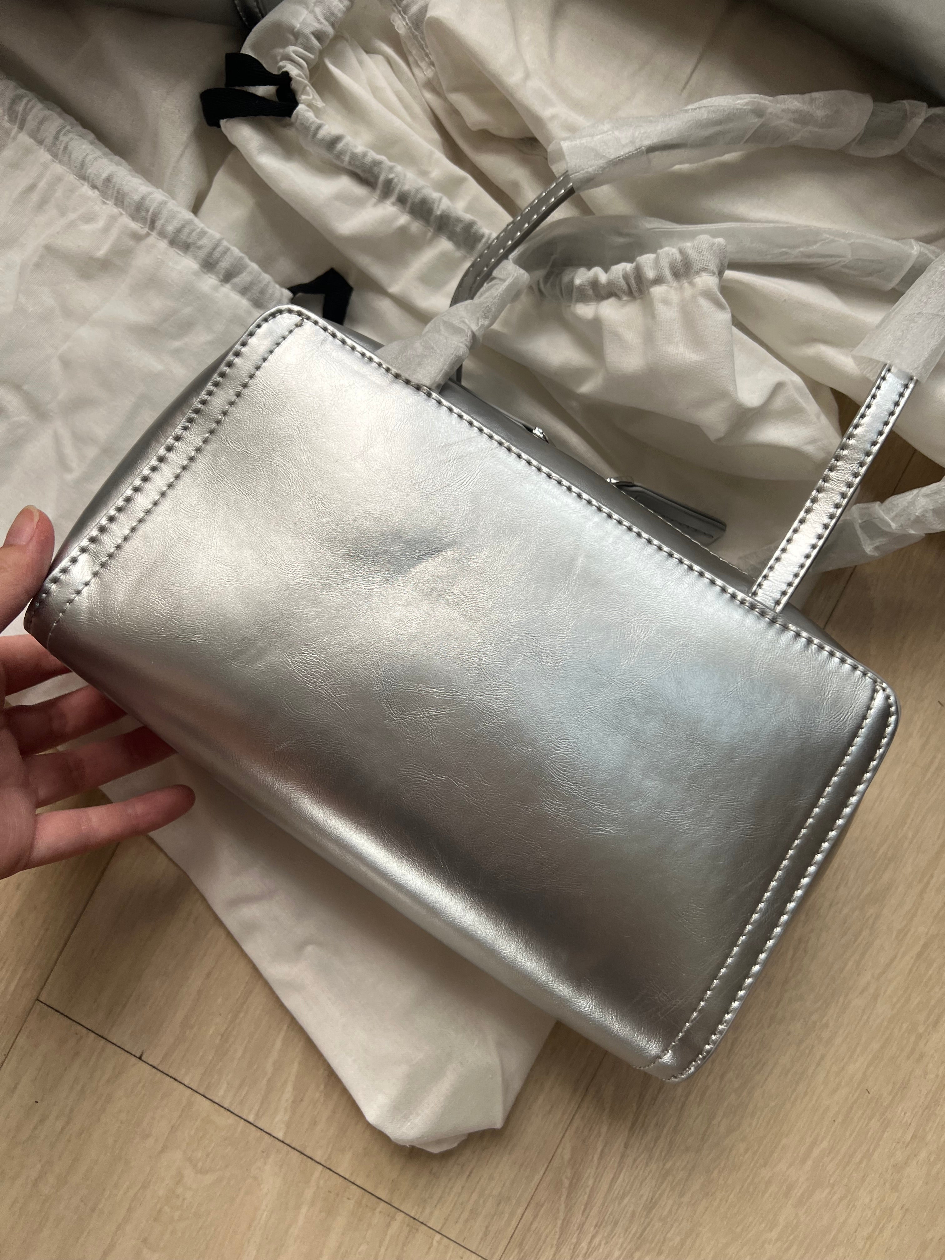 [QC-Clearance] The Box Bowler (Chrome Silver)