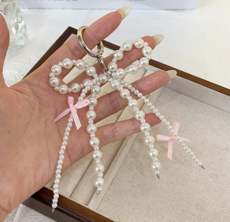 Pearl Double Bows Keyring
