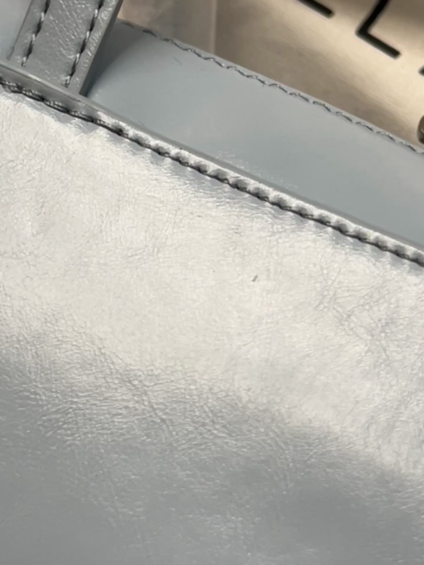 [QC-1] The Box Bowler (Powder Blue)